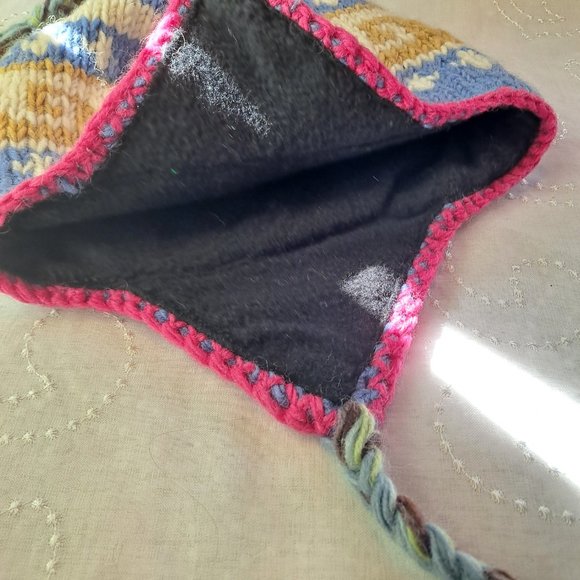 Girl's Nepal Wool Ski / Snow Hat - Picture 4 of 6